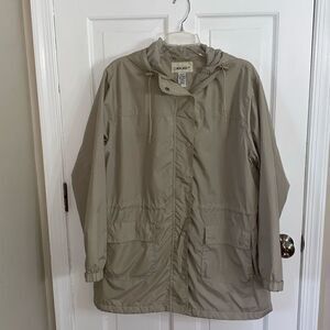 Cherokee rain jacket size XL (missing zipper pull)